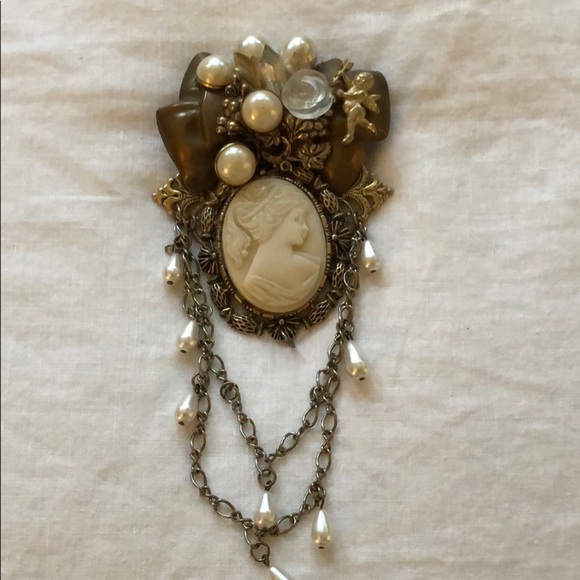 Stunning Vintage Handmade Collage Cameo jewelry brooch - Picture 8 of 11